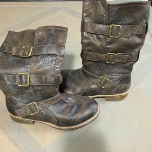 Mid calf brown boots